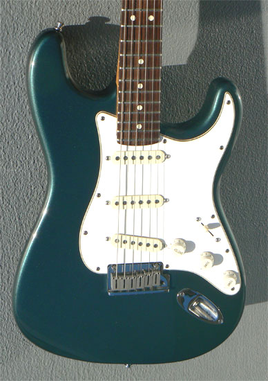 Fender Stratocaster American Standard 1988 – The Guitar Colonel